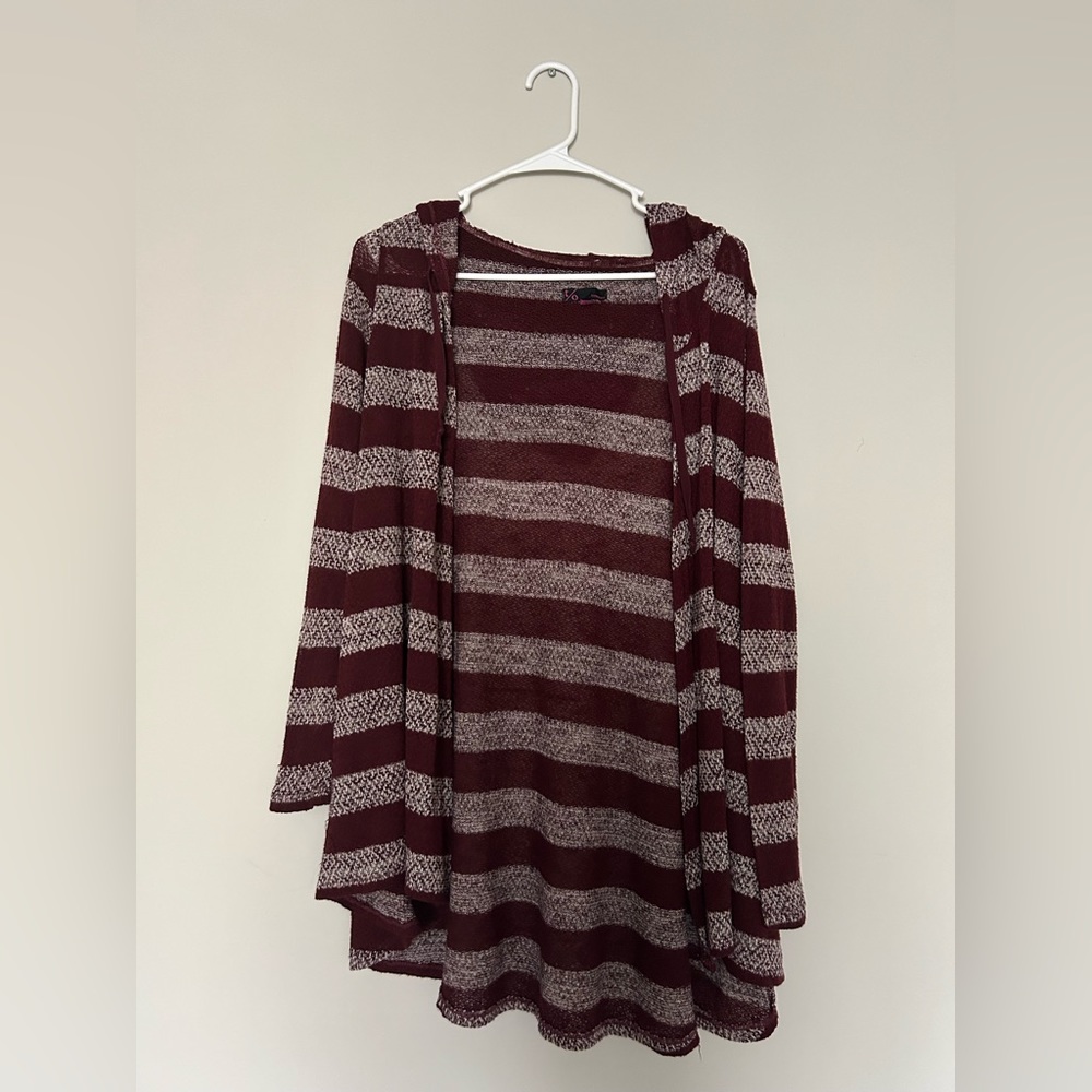 Women’s Striped Cardigan/Sweater